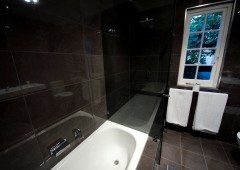 MasterBathroomKensingtonGardens04